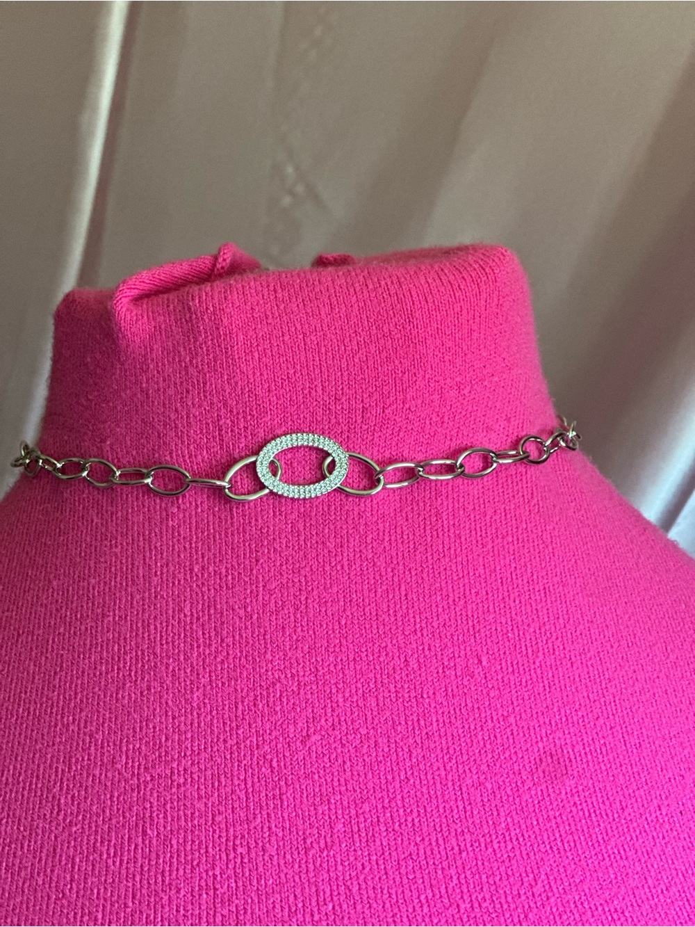 Touch Stone Oval Design Necklace